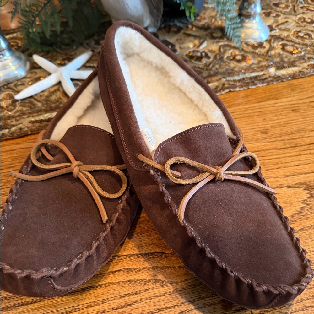 Eddie Bauer Suede Men's Moccasin Fleece Slippers NEW